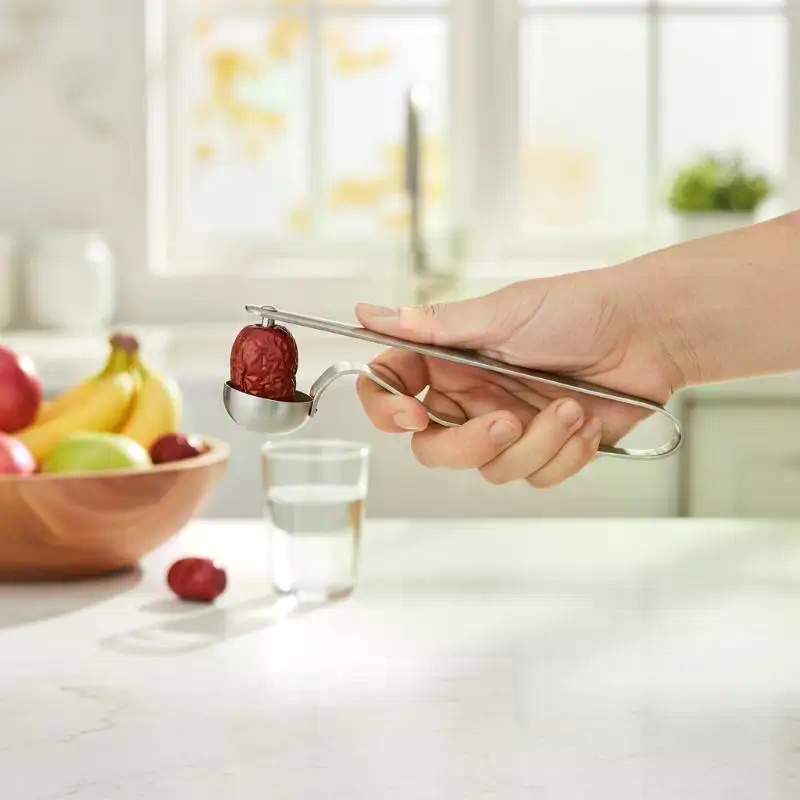 Kitchen Gadgets Tools - # Herramienta para deshuesar dátiles rojos